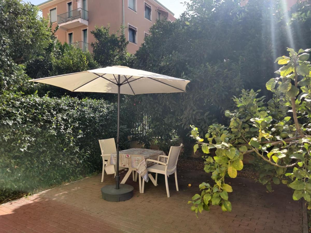 Appartamenti Con Giardino E Posto Auto Per Famiglie Finale Ligure Eksteriør bilde