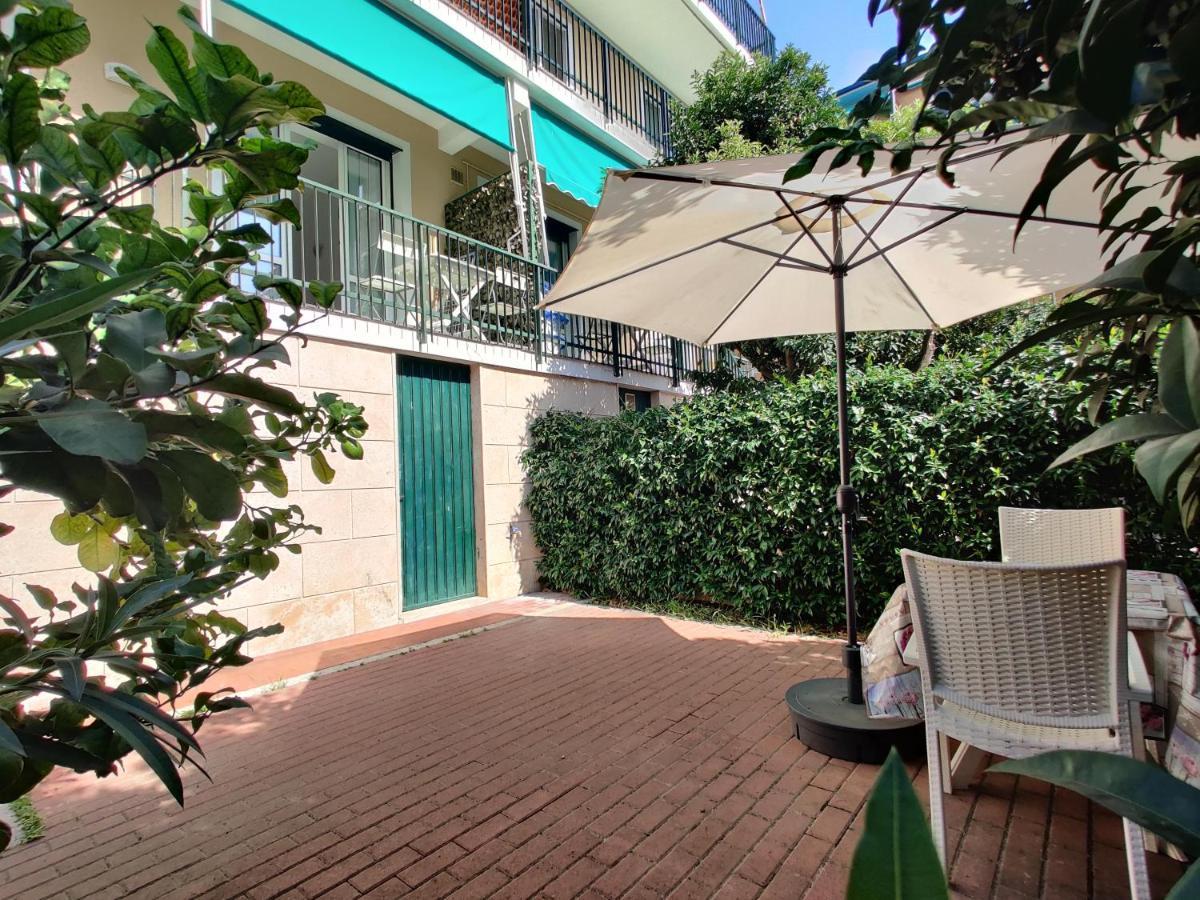 Appartamenti Con Giardino E Posto Auto Per Famiglie Finale Ligure Eksteriør bilde